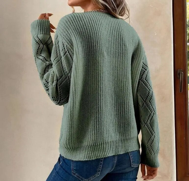 TONI - Langärmeliger Pullover mit V-Ausschnitt und überschnittenen Schultern